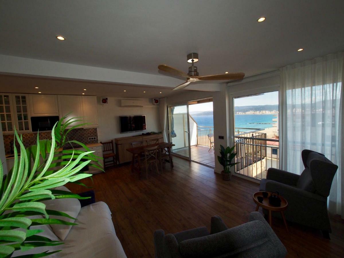 Seafront Apartment In Palamós Zewnętrze zdjęcie